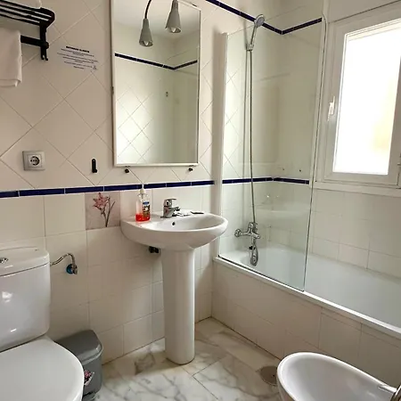 Dona Reyes Appart hôtel *