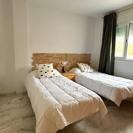 Apartahotel Doña Reyes *