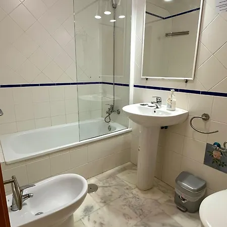 Doña Reyes Apartahotel