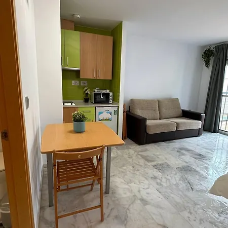 Dona Reyes Apartmanhotel